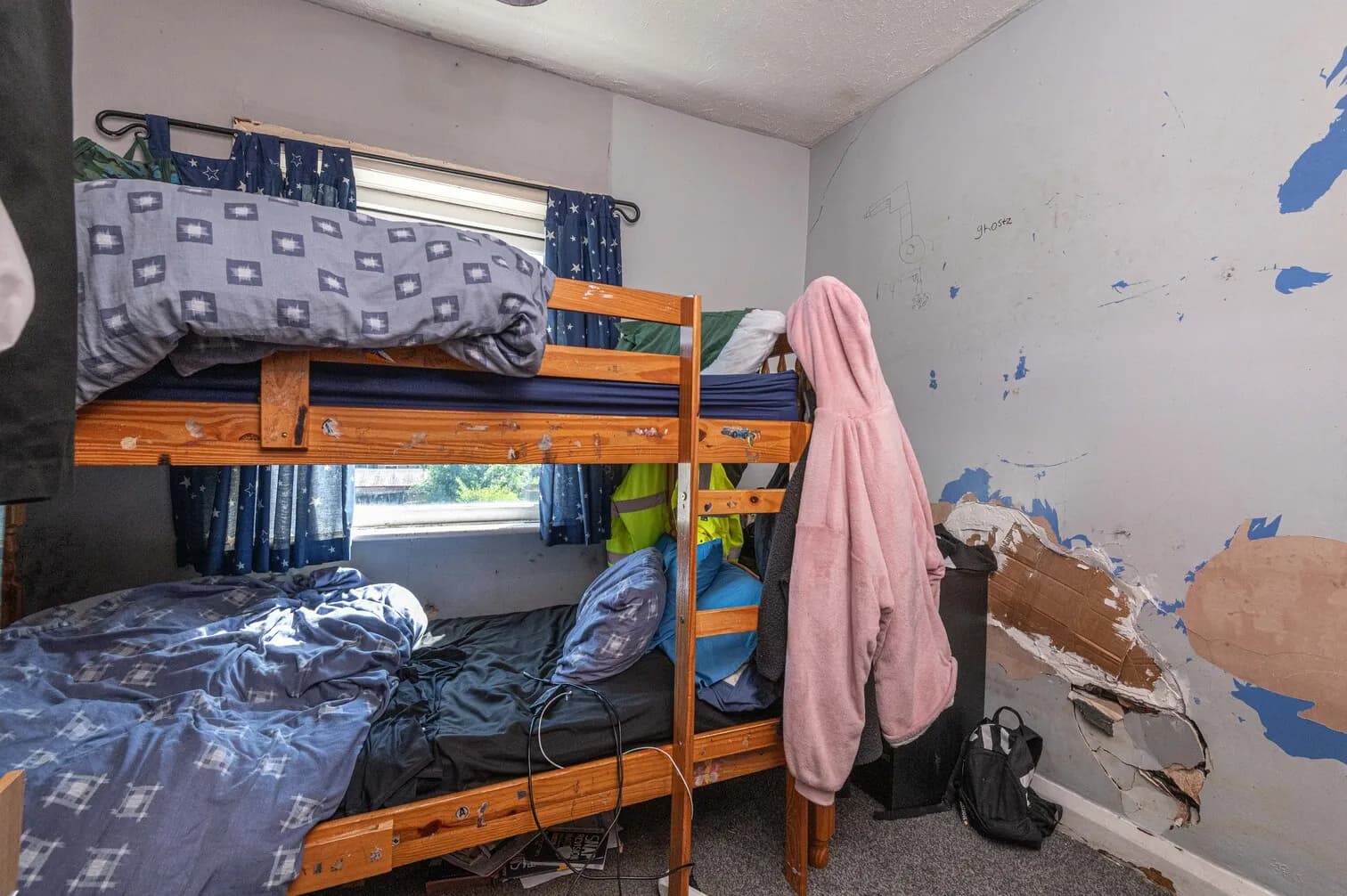 property photo 4 of 13