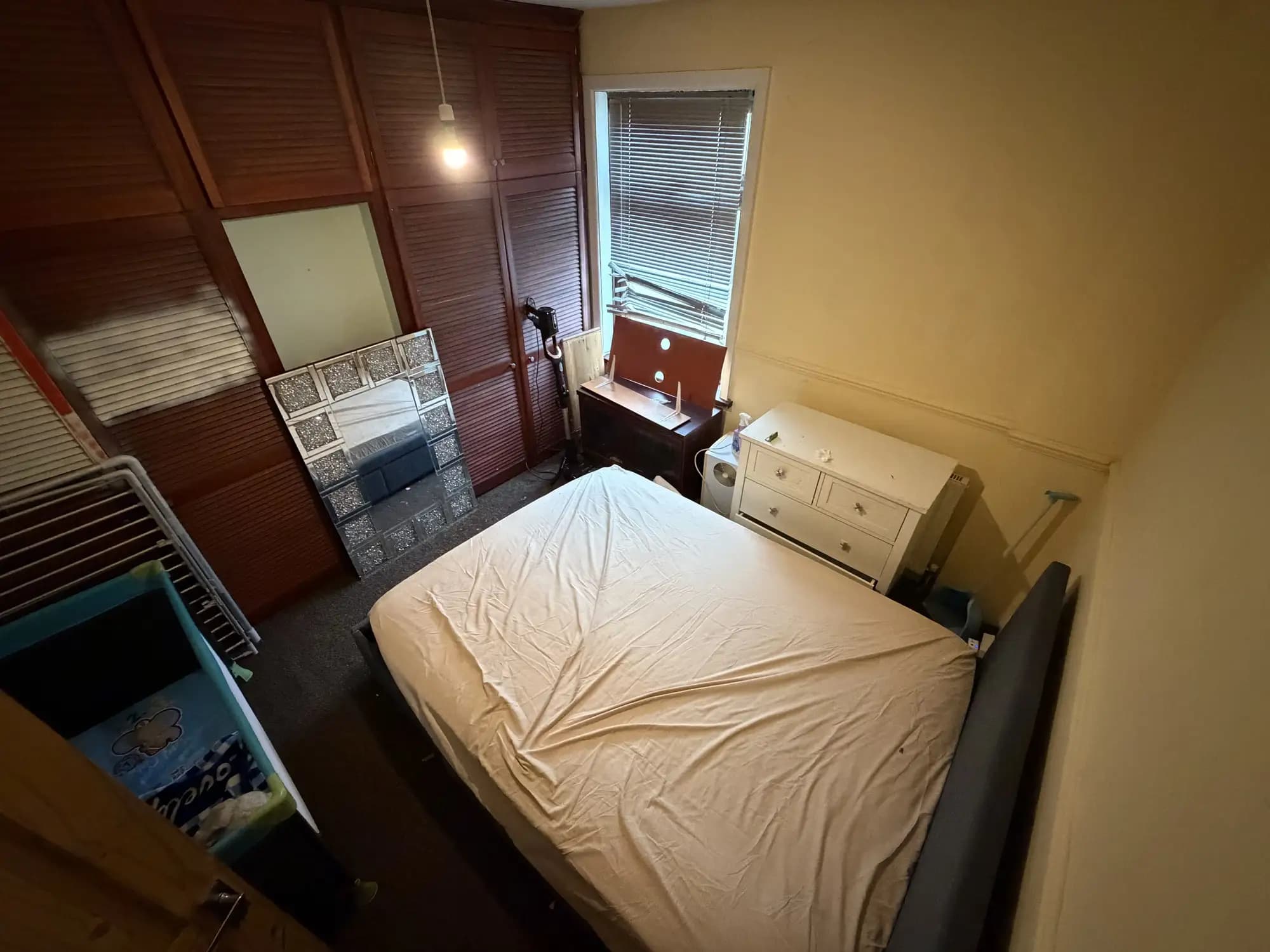 property photo 12 of 18