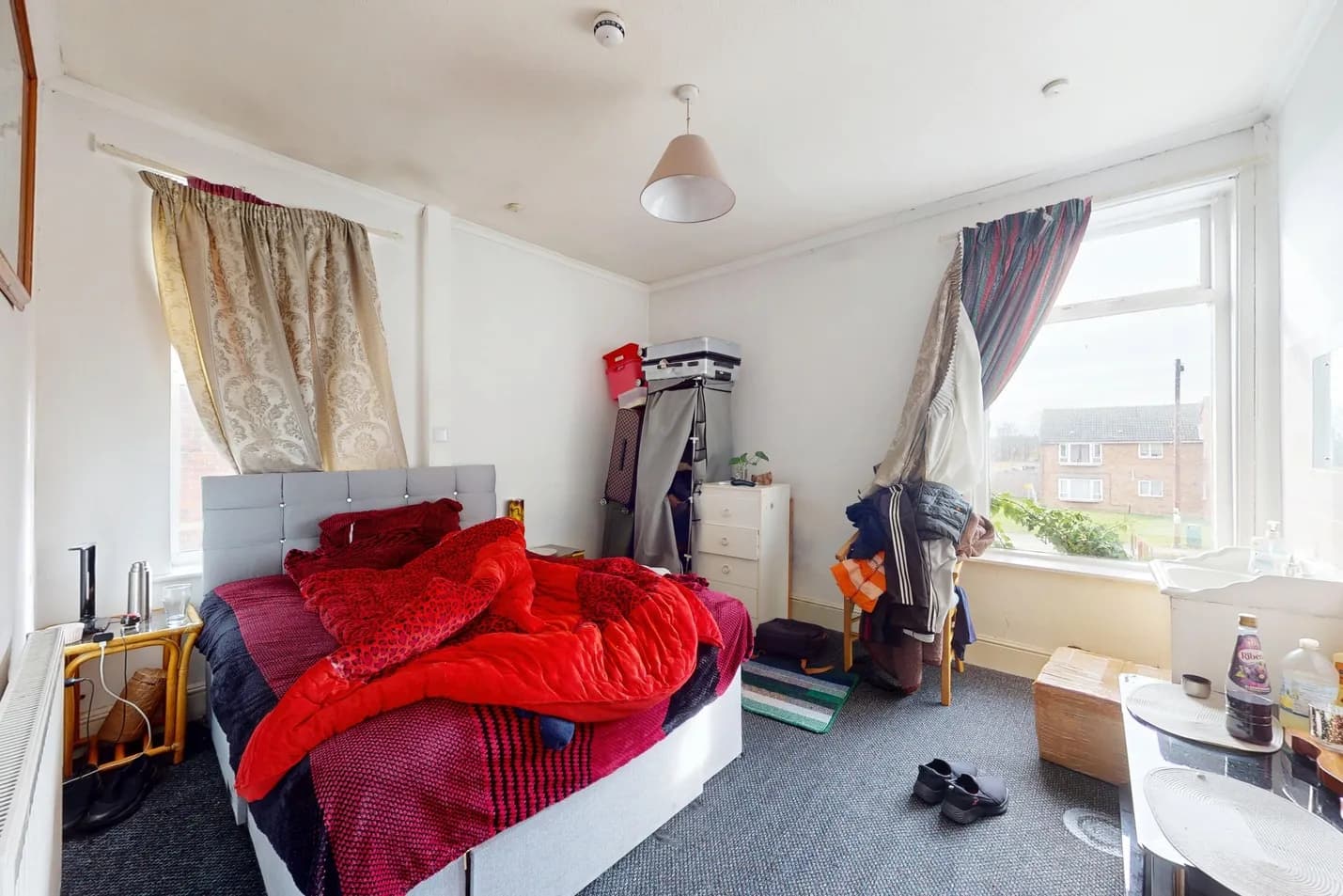 property photo 25 of 49