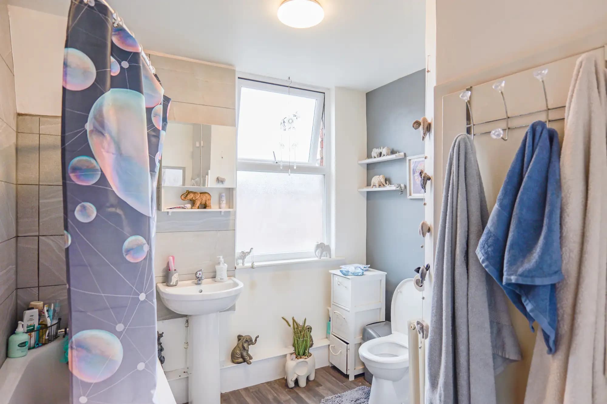 property photo 10 of 29