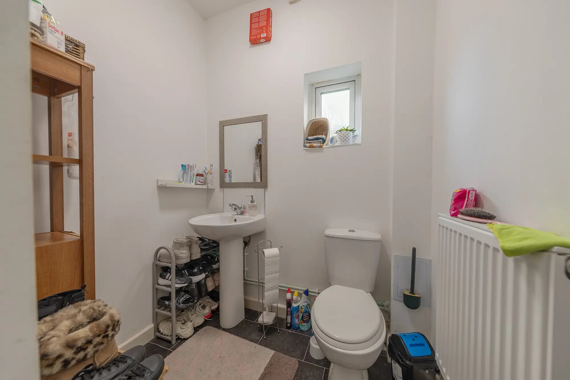 property photo 8 of 37