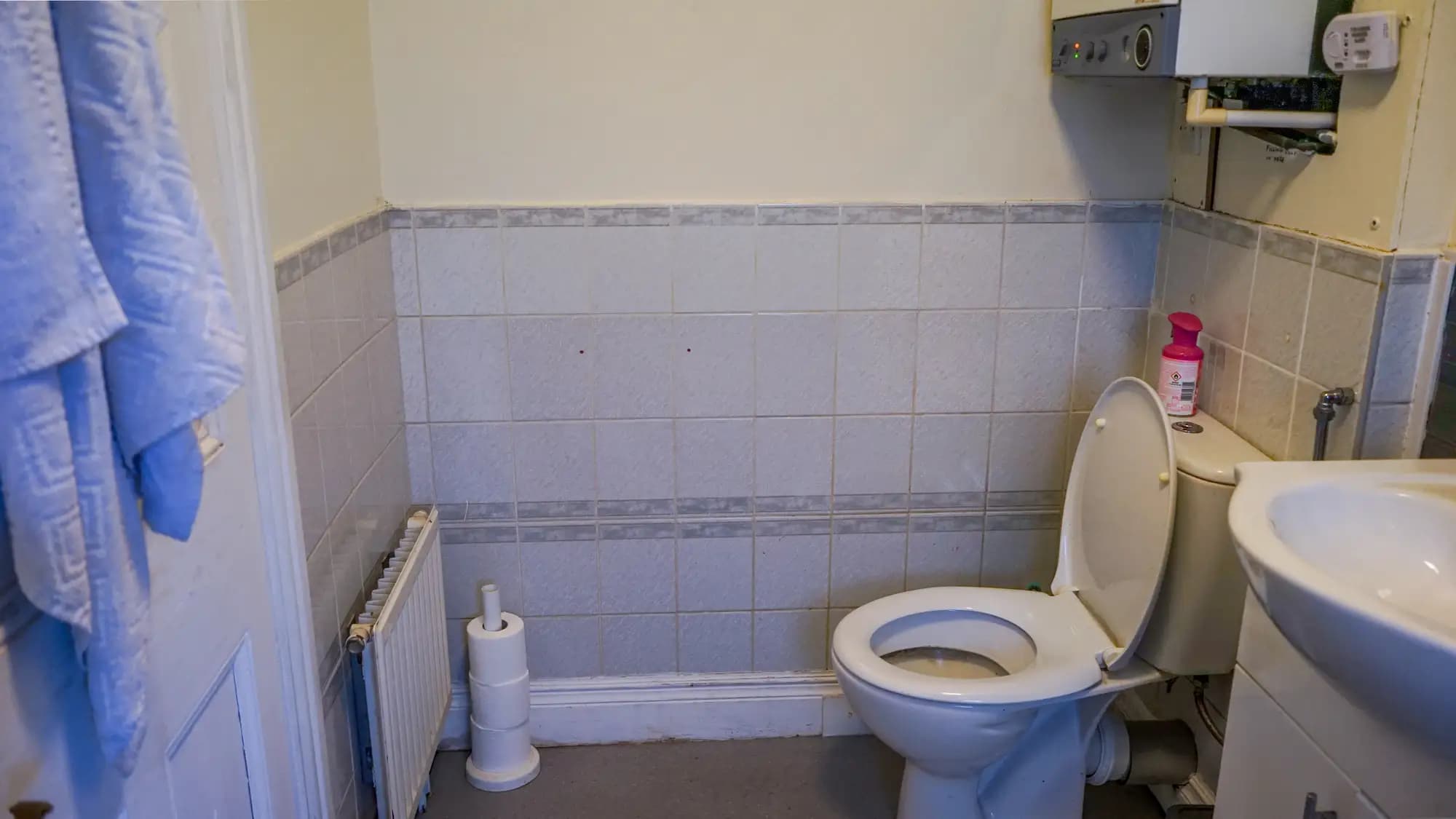 property photo 10 of 29