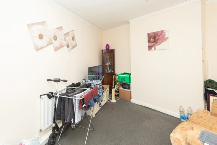 property photo 19 of 27
