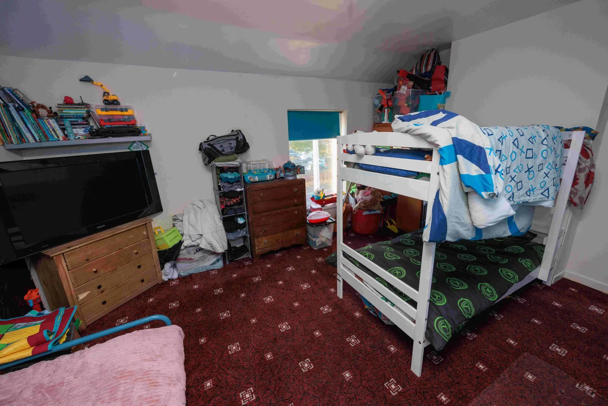 property photo 19 of 30