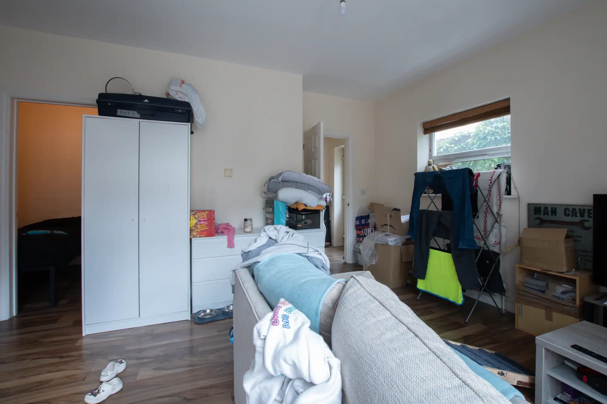 property photo 5 of 18