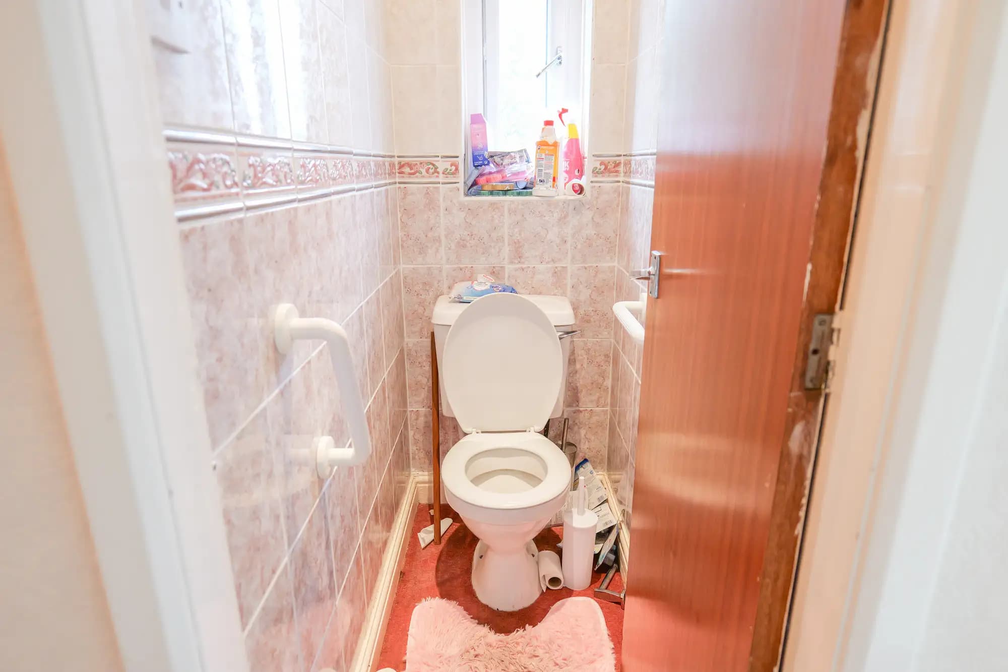 property photo 7 of 25