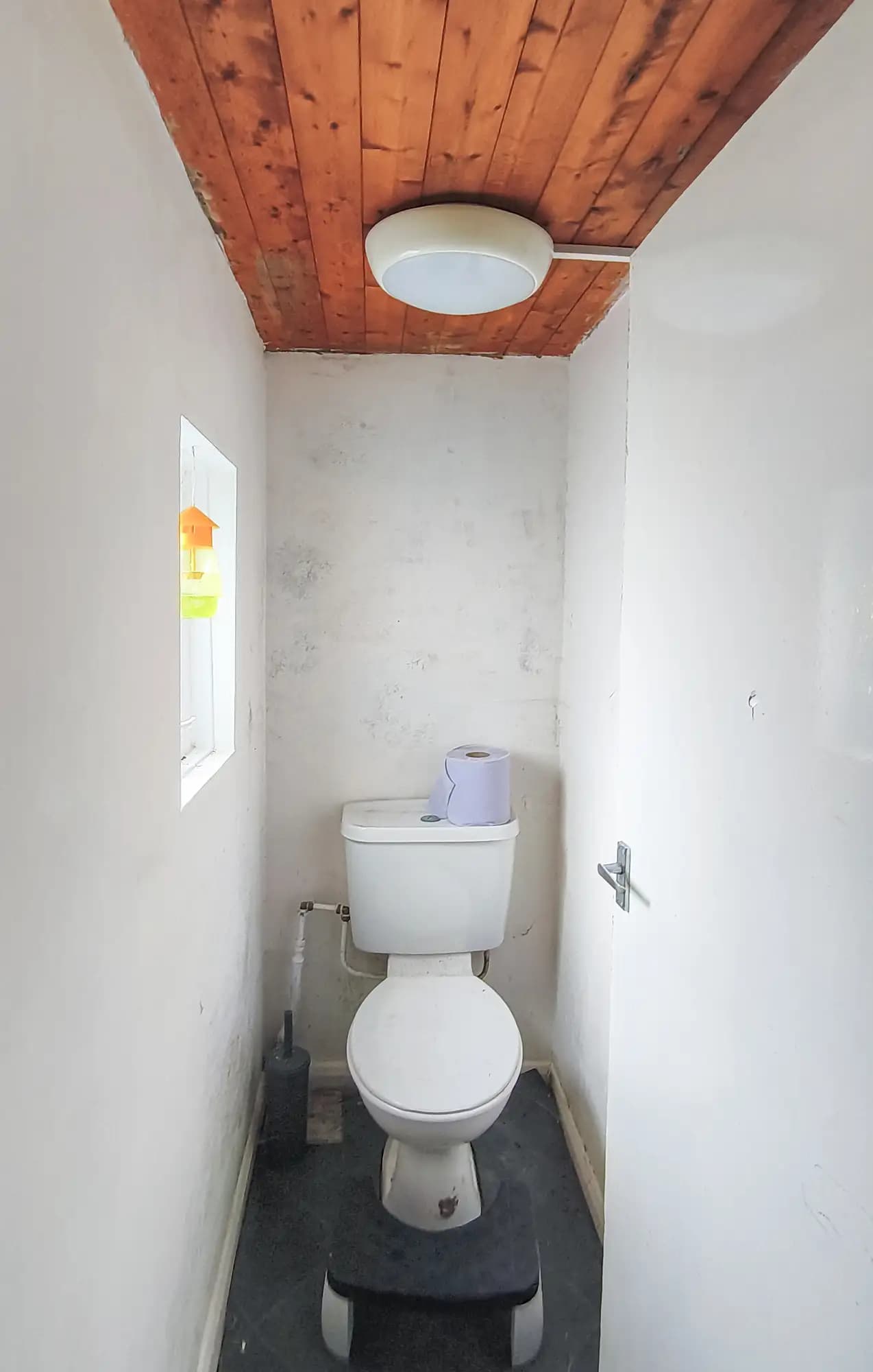 property photo 8 of 18