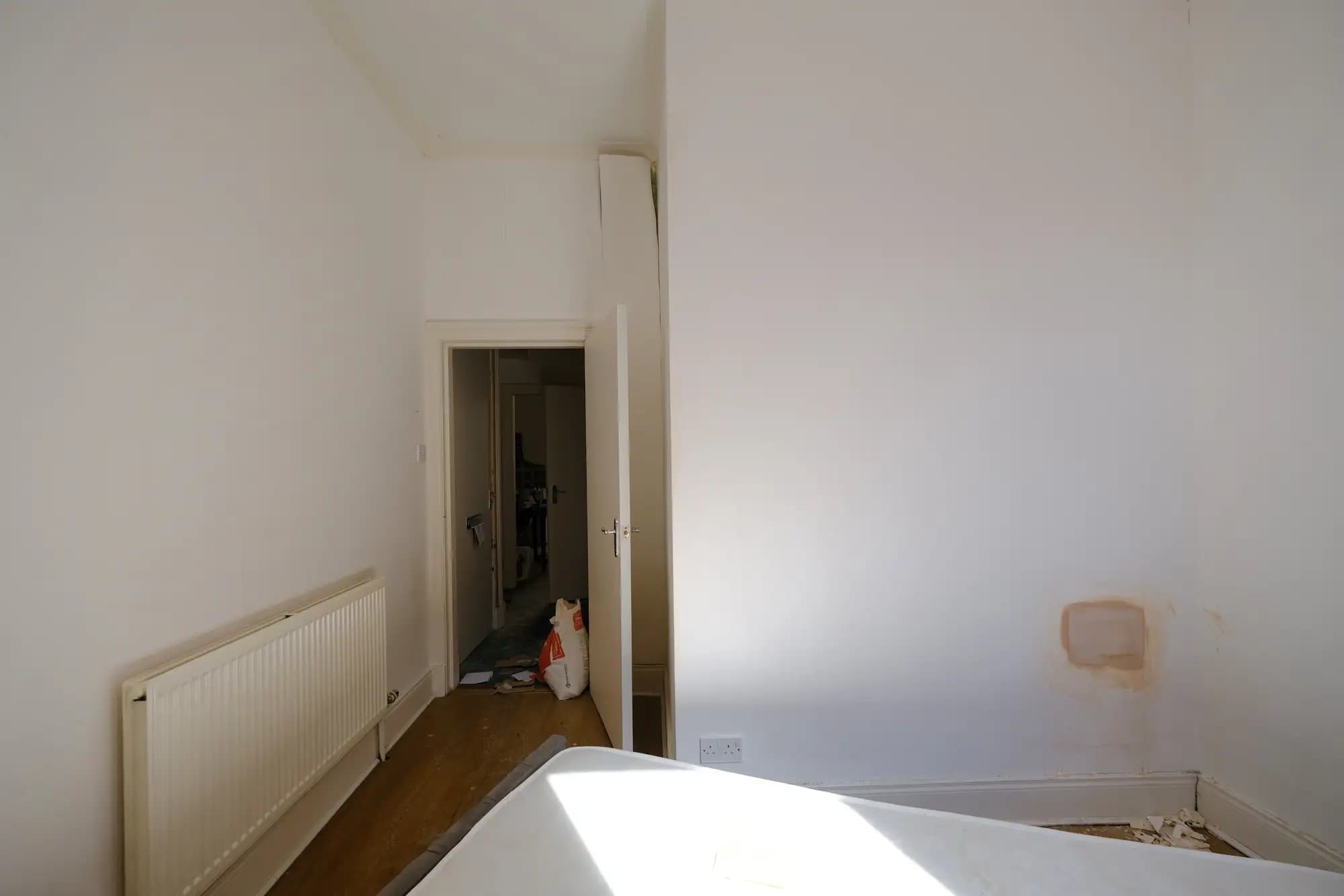 property photo 10 of 20