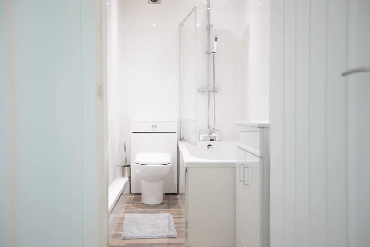 property photo 10 of 29