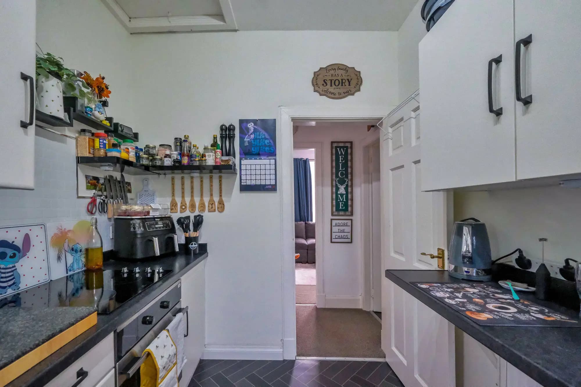 property photo 6 of 37