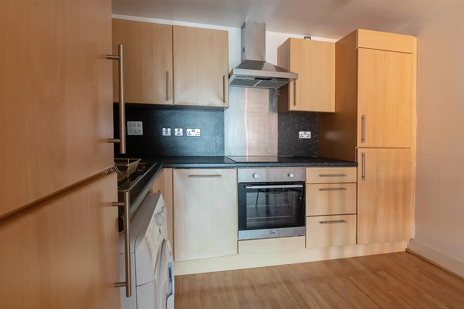 property photo 6 of 30