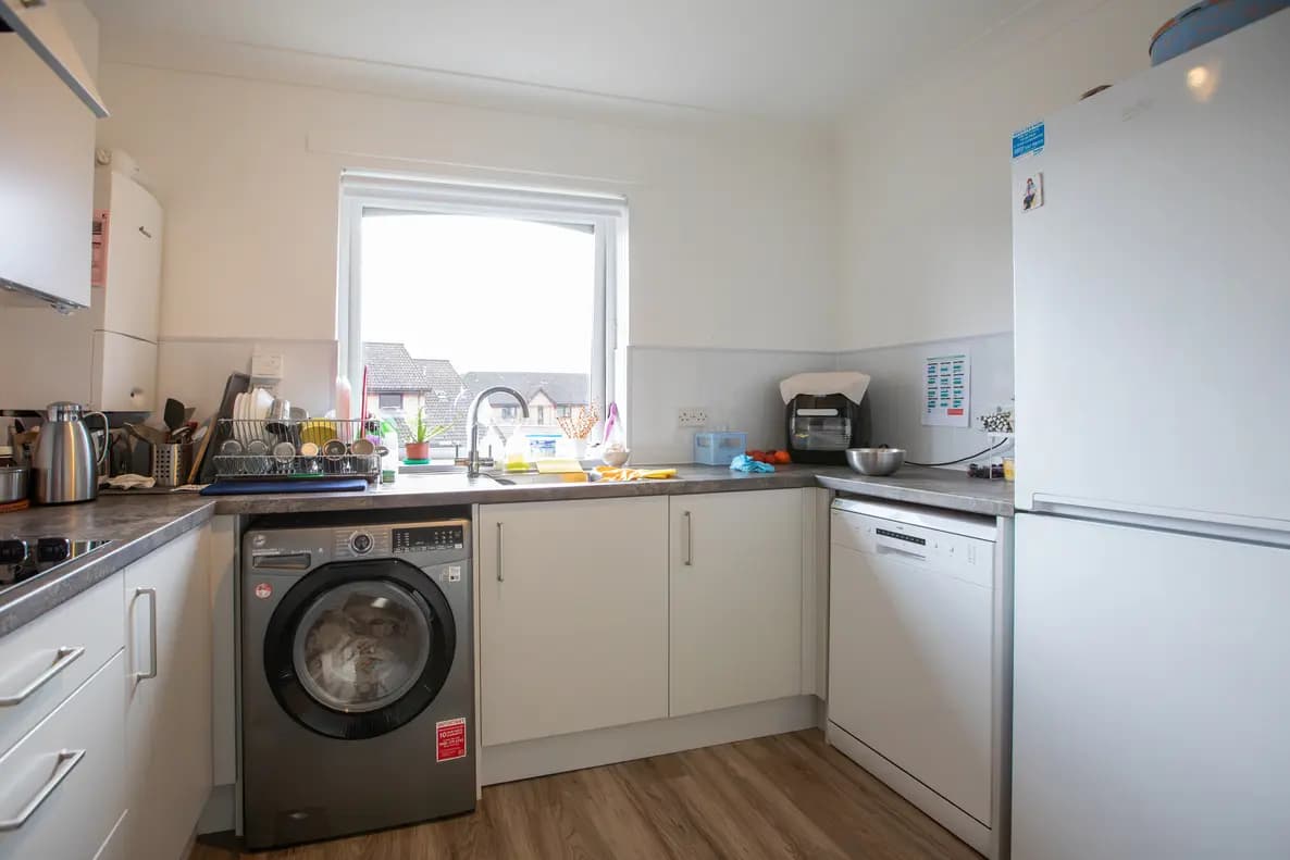 property photo 12 of 43