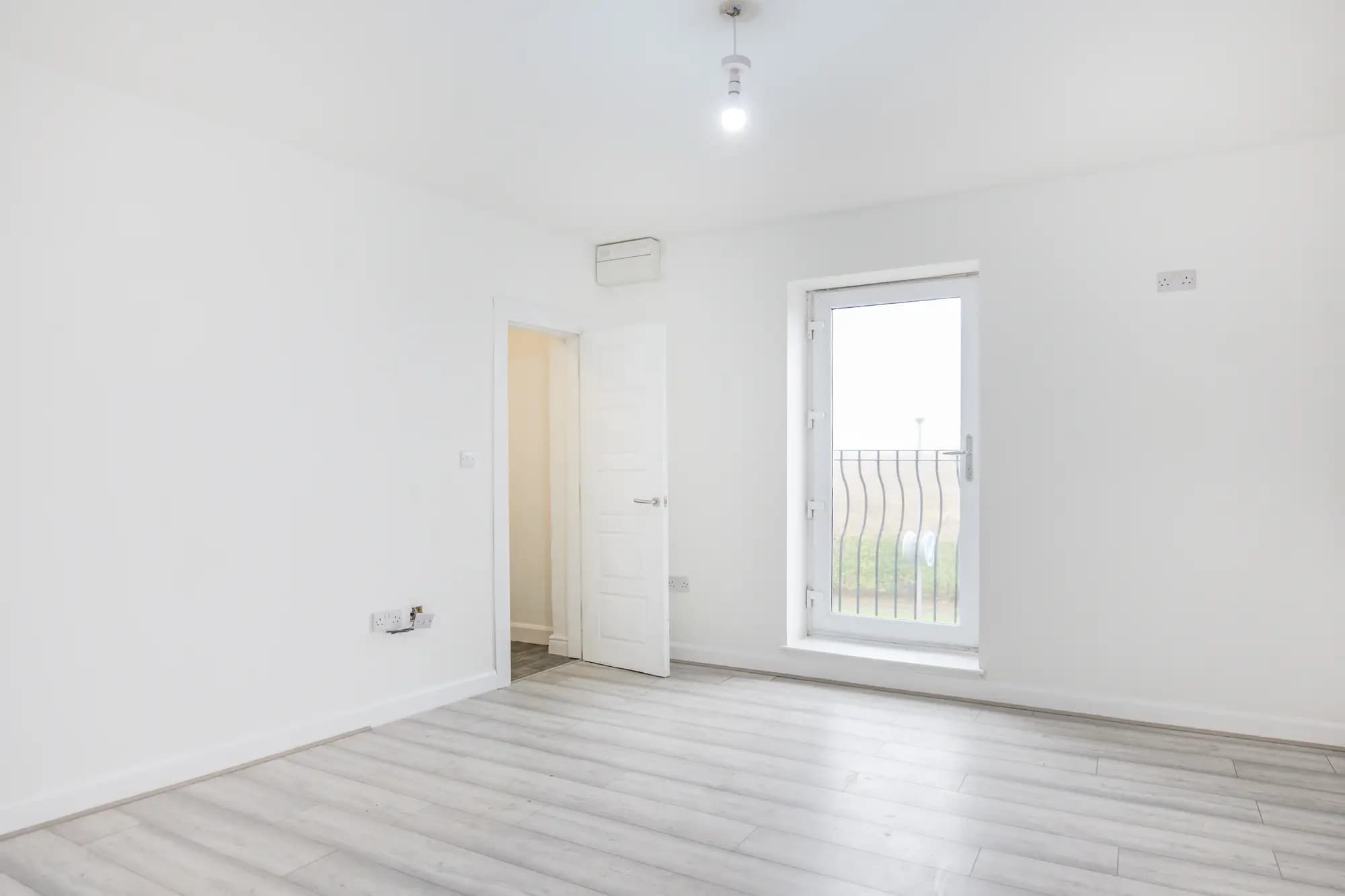 property photo 20 of 30