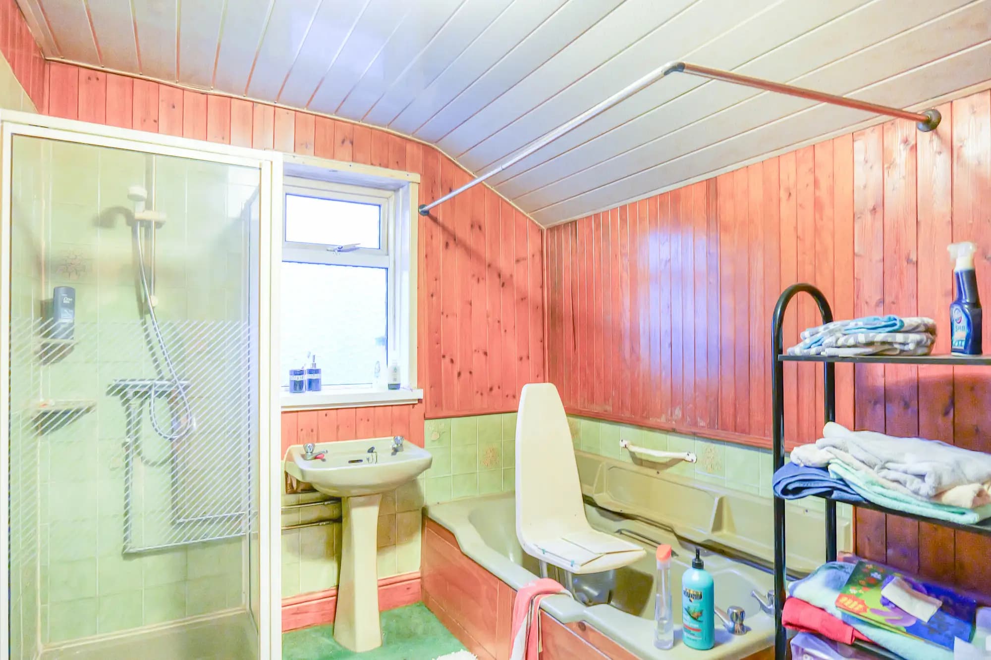 property photo 9 of 30