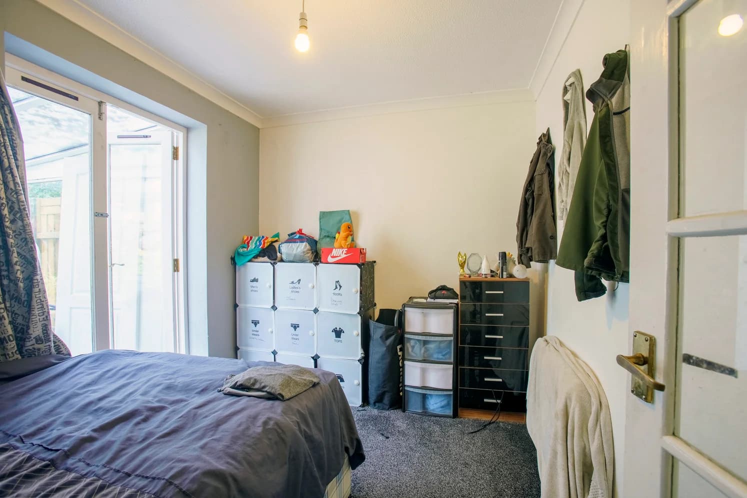 property photo 6 of 15