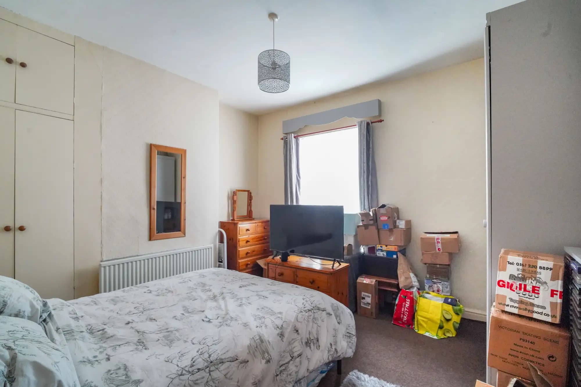 property photo 9 of 17
