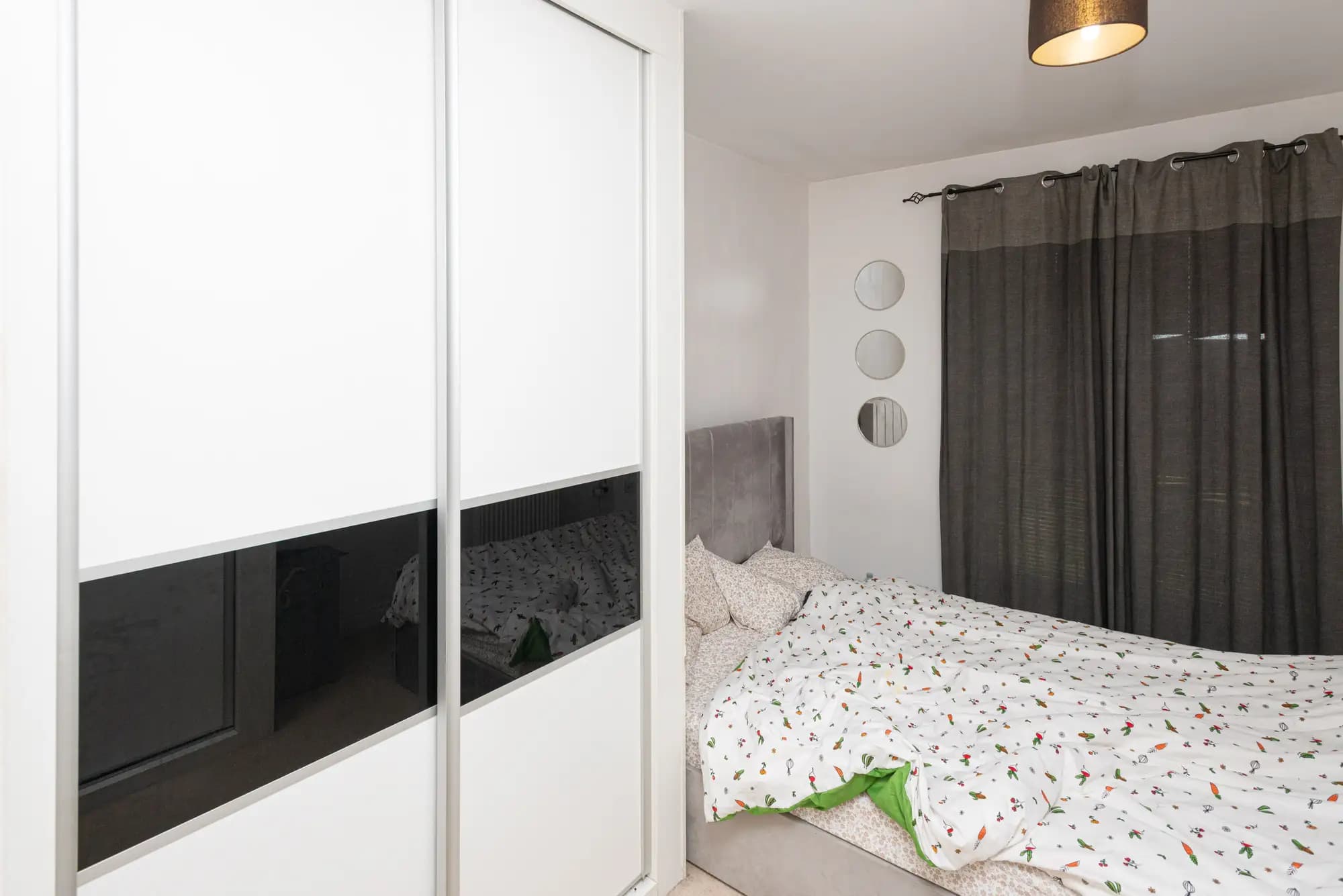 property photo 18 of 28