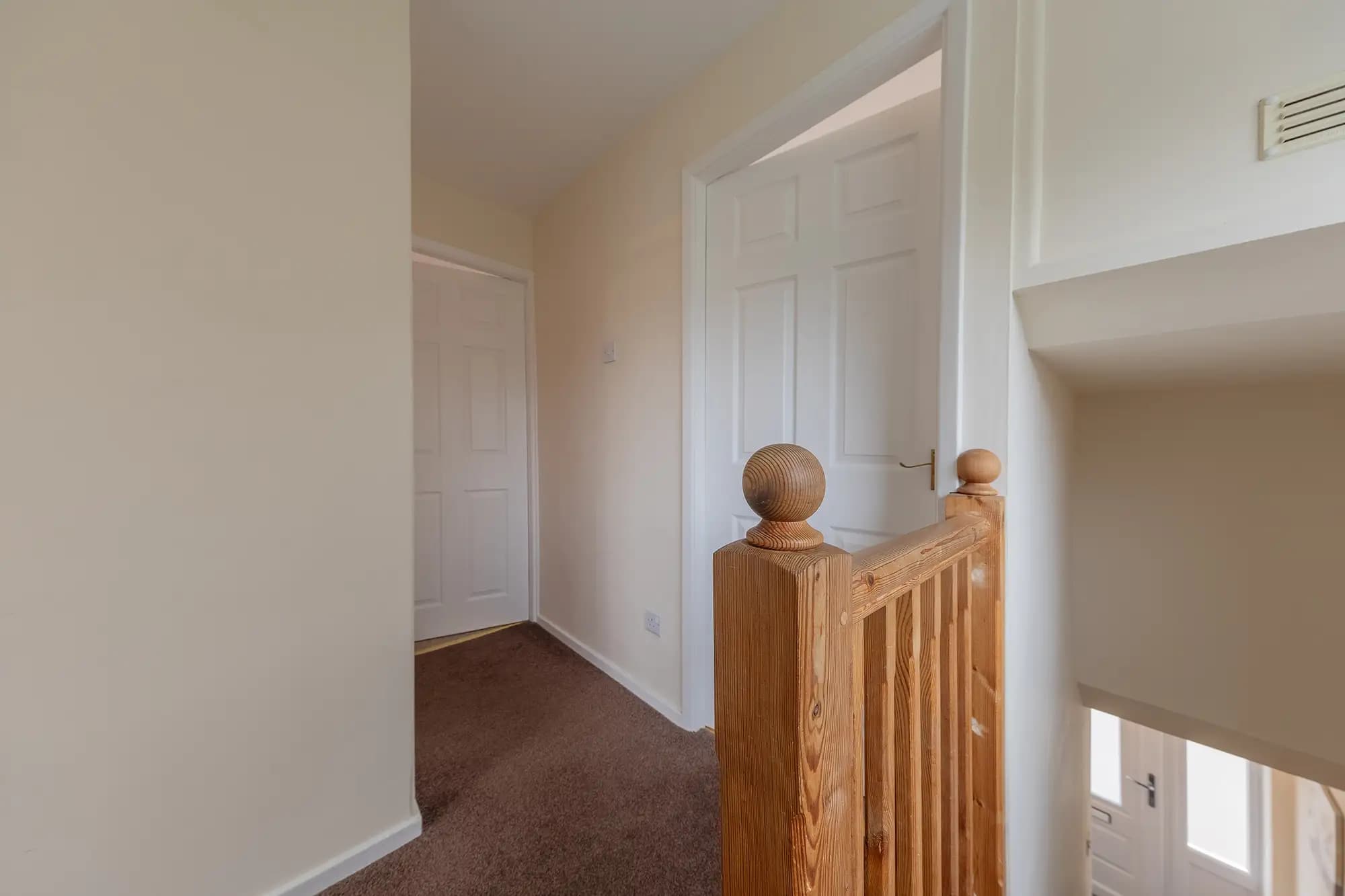 property photo 27 of 32