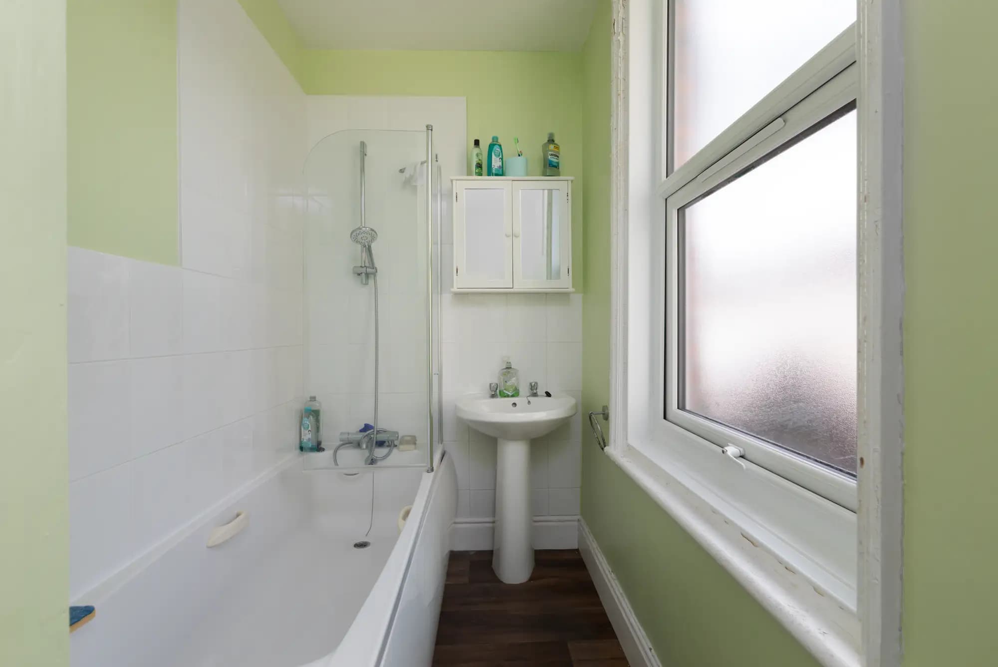 property photo 9 of 25