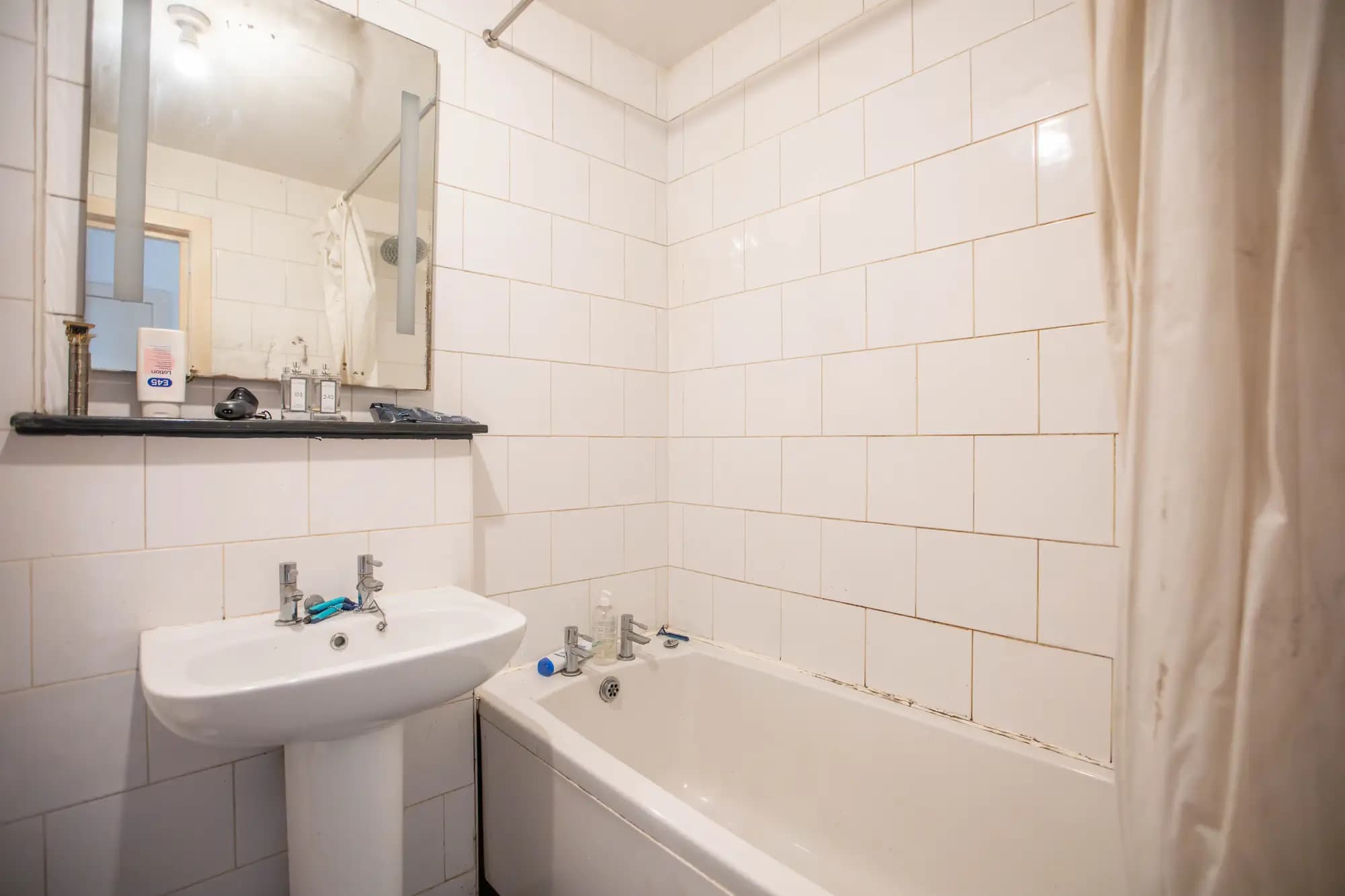 property photo 6 of 13