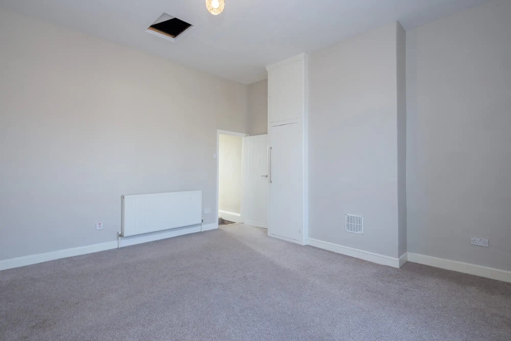 property photo 14 of 23