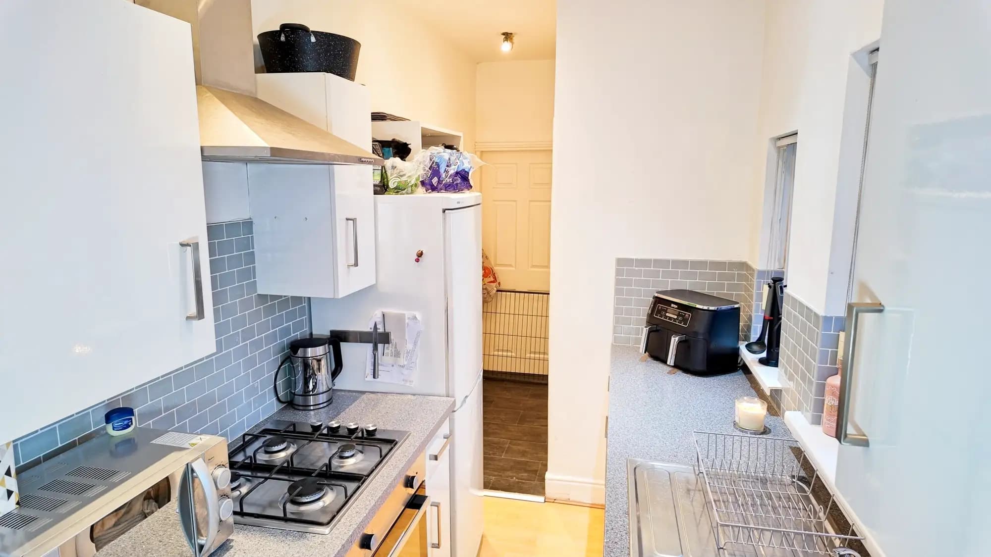 property photo 11 of 26