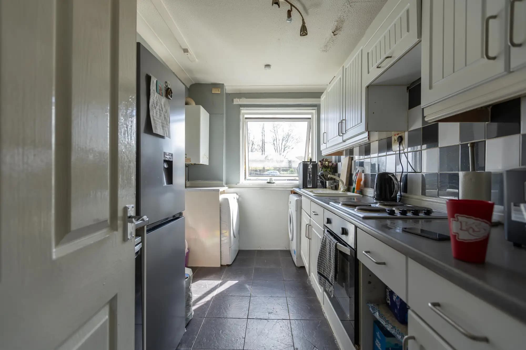 property photo 7 of 17