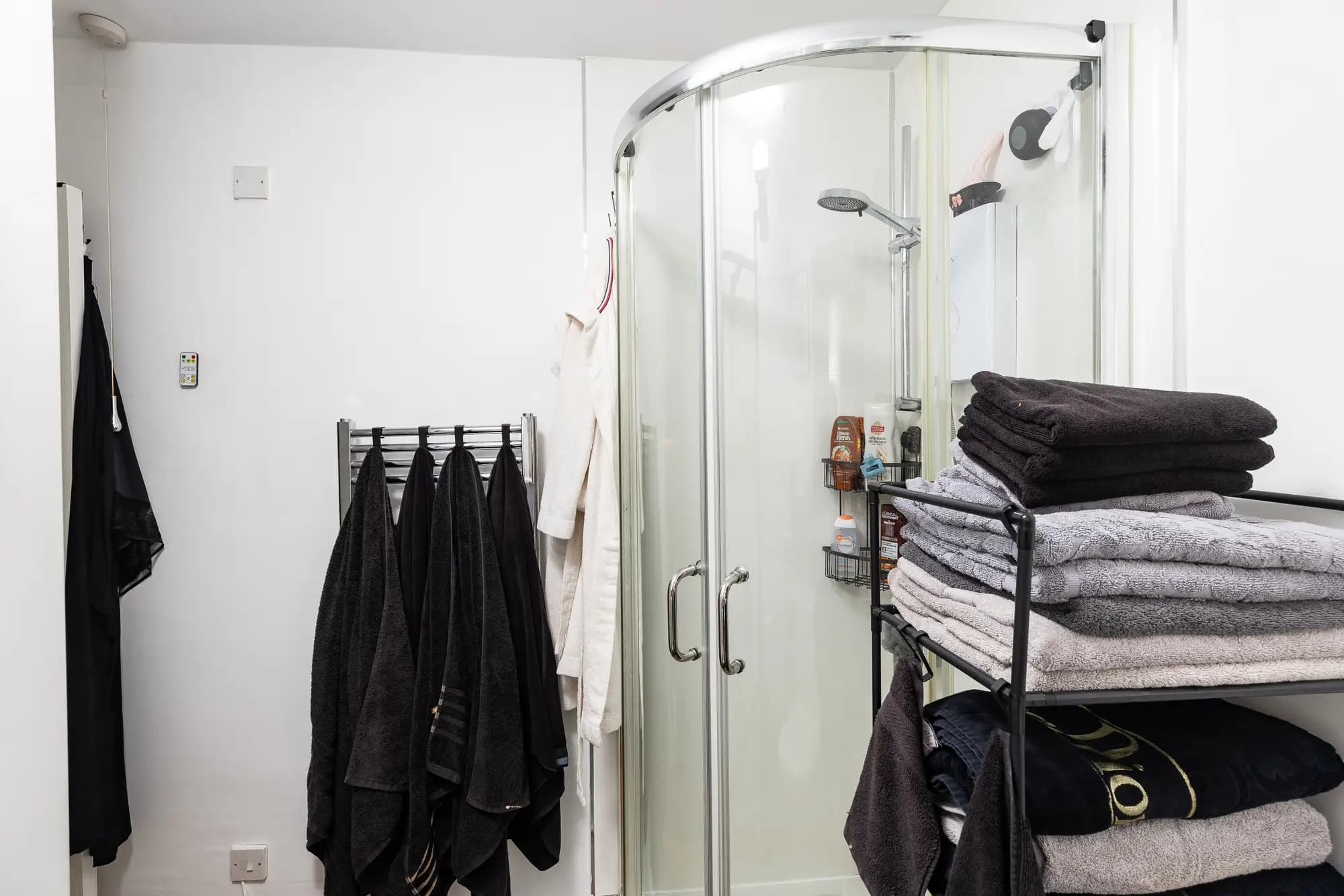 property photo 10 of 16