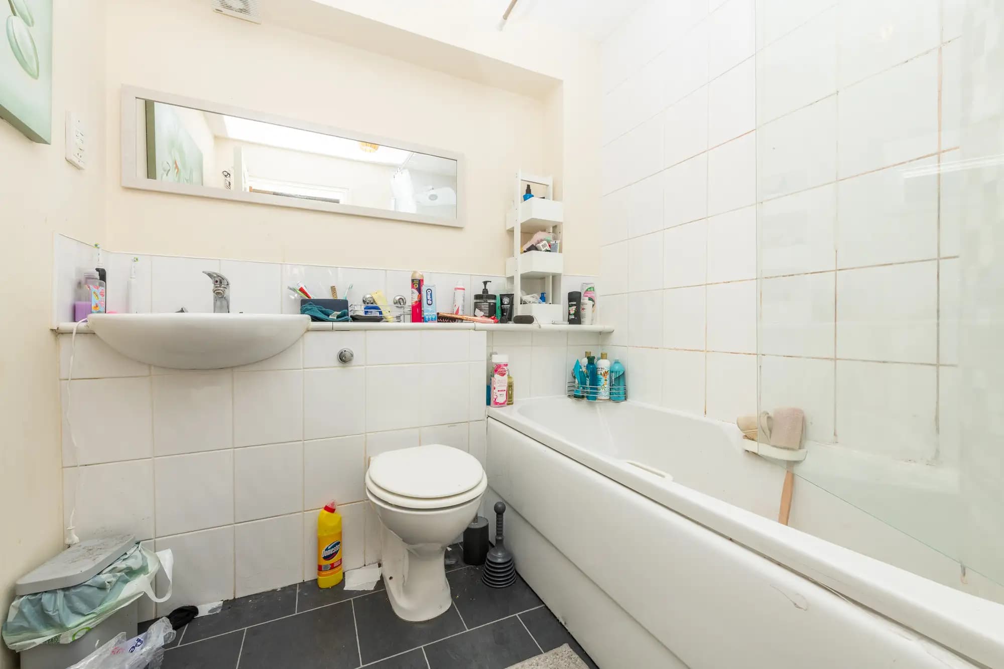 property photo 9 of 25