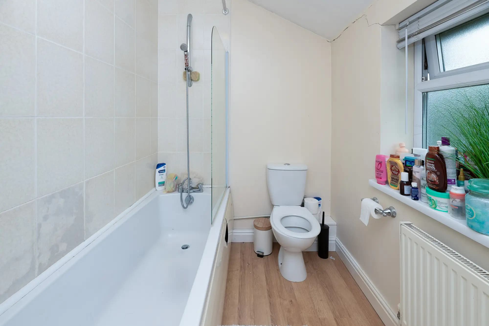 property photo 11 of 32