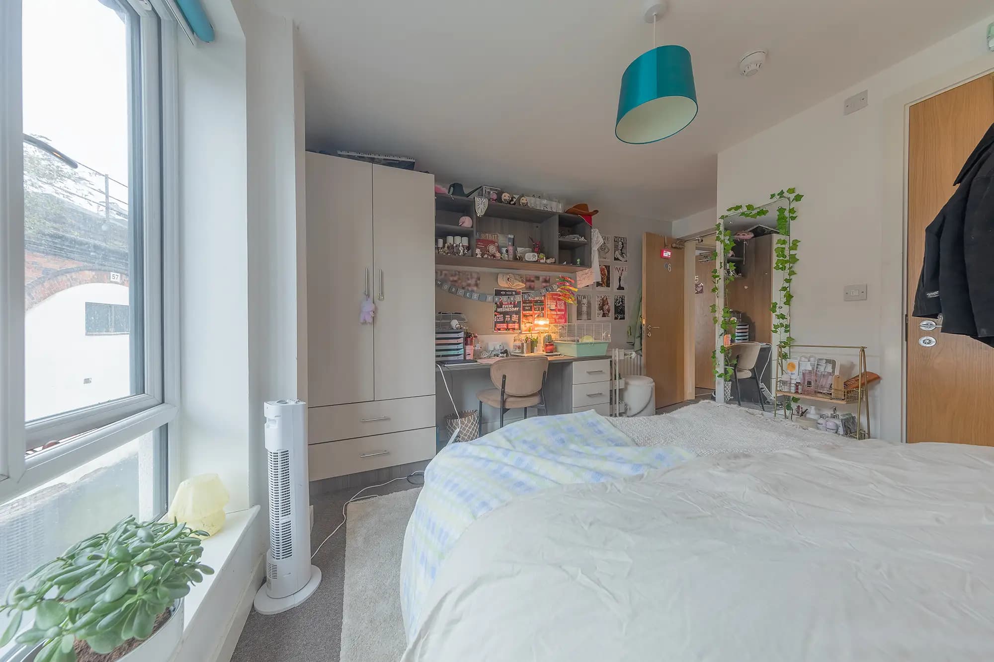 property photo 23 of 43