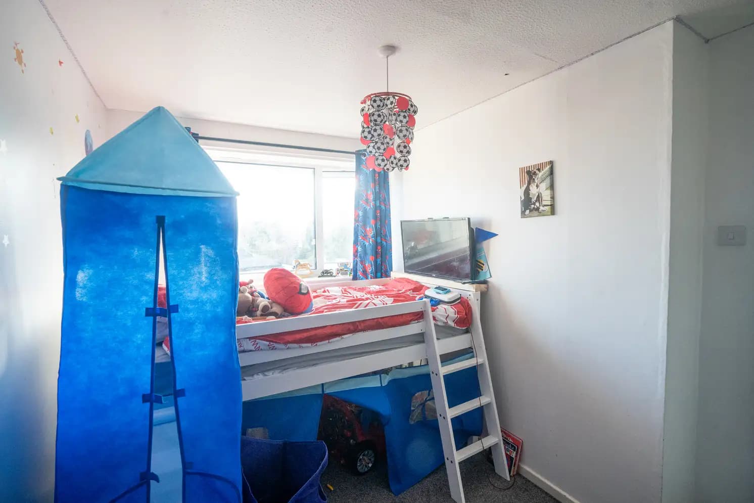 property photo 16 of 27