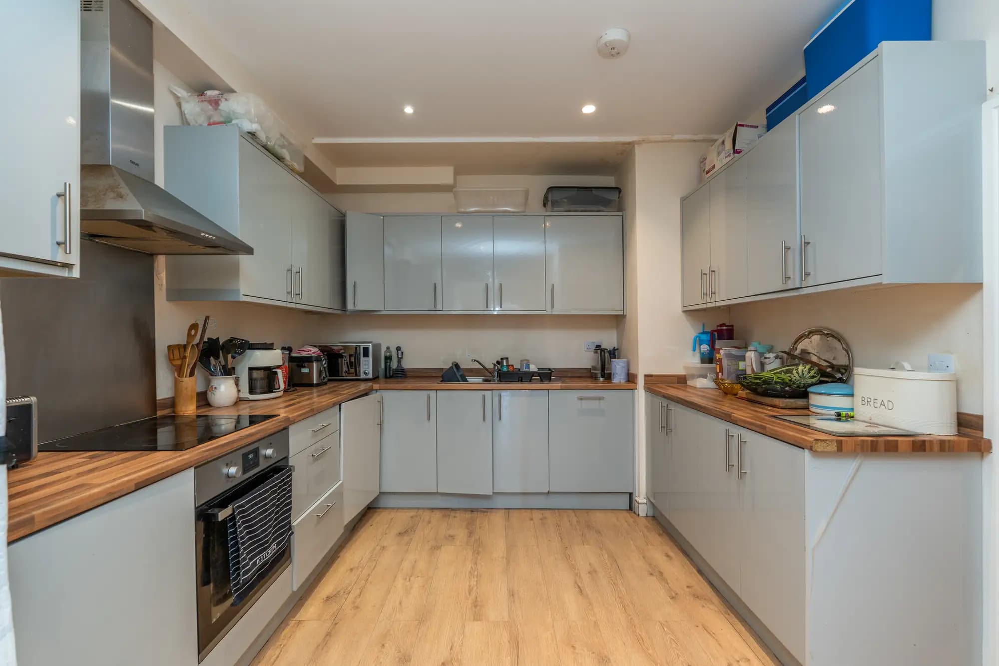 property photo 17 of 54