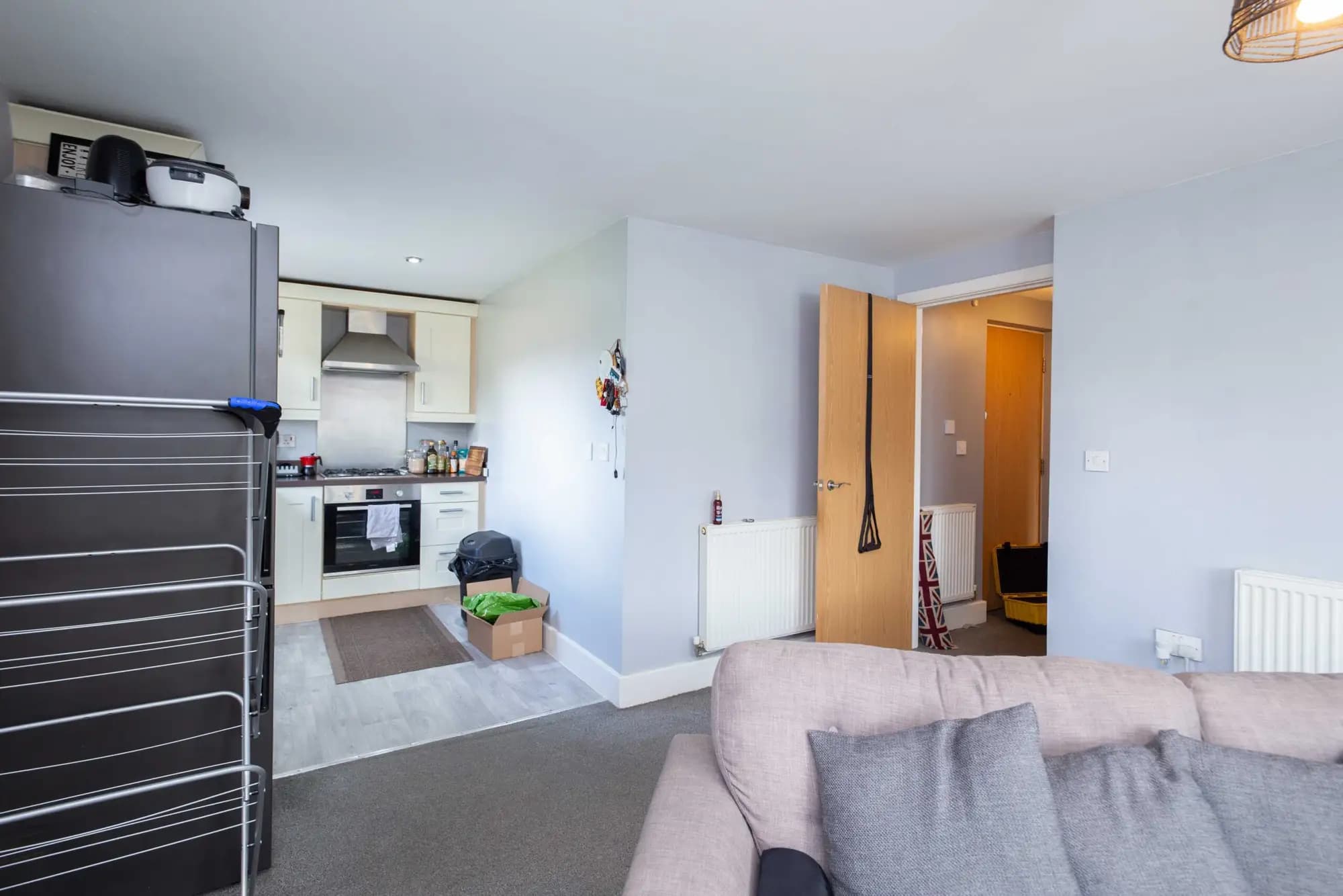 property photo 6 of 16