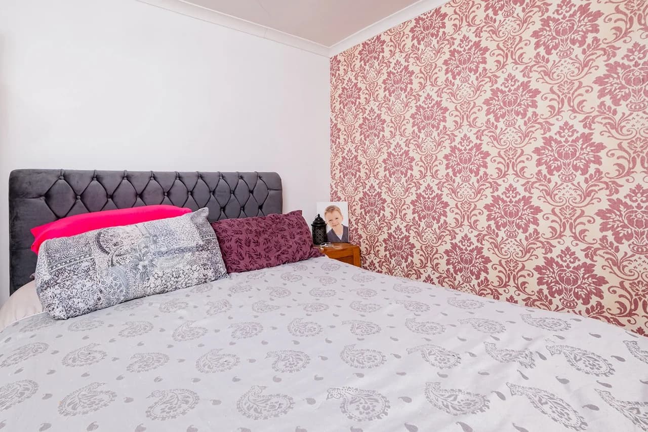 property photo 10 of 19