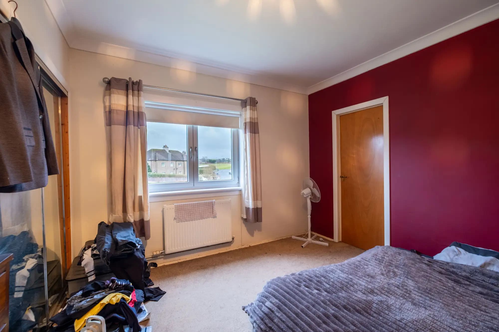 property photo 13 of 26