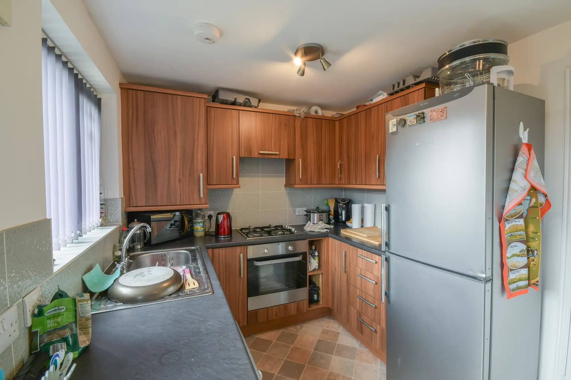 property photo 5 of 18