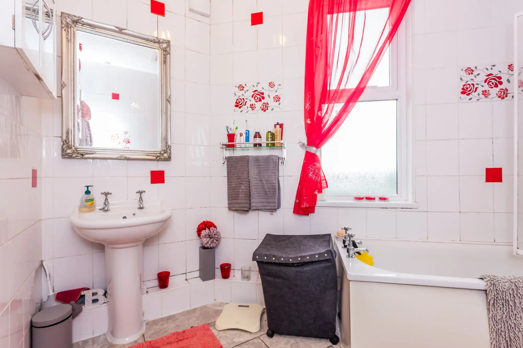 property photo 13 of 30