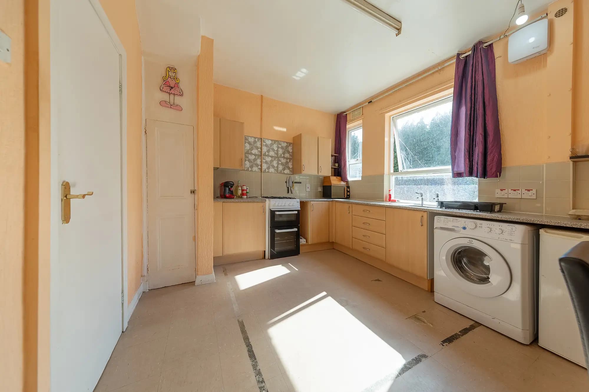 property photo 6 of 22