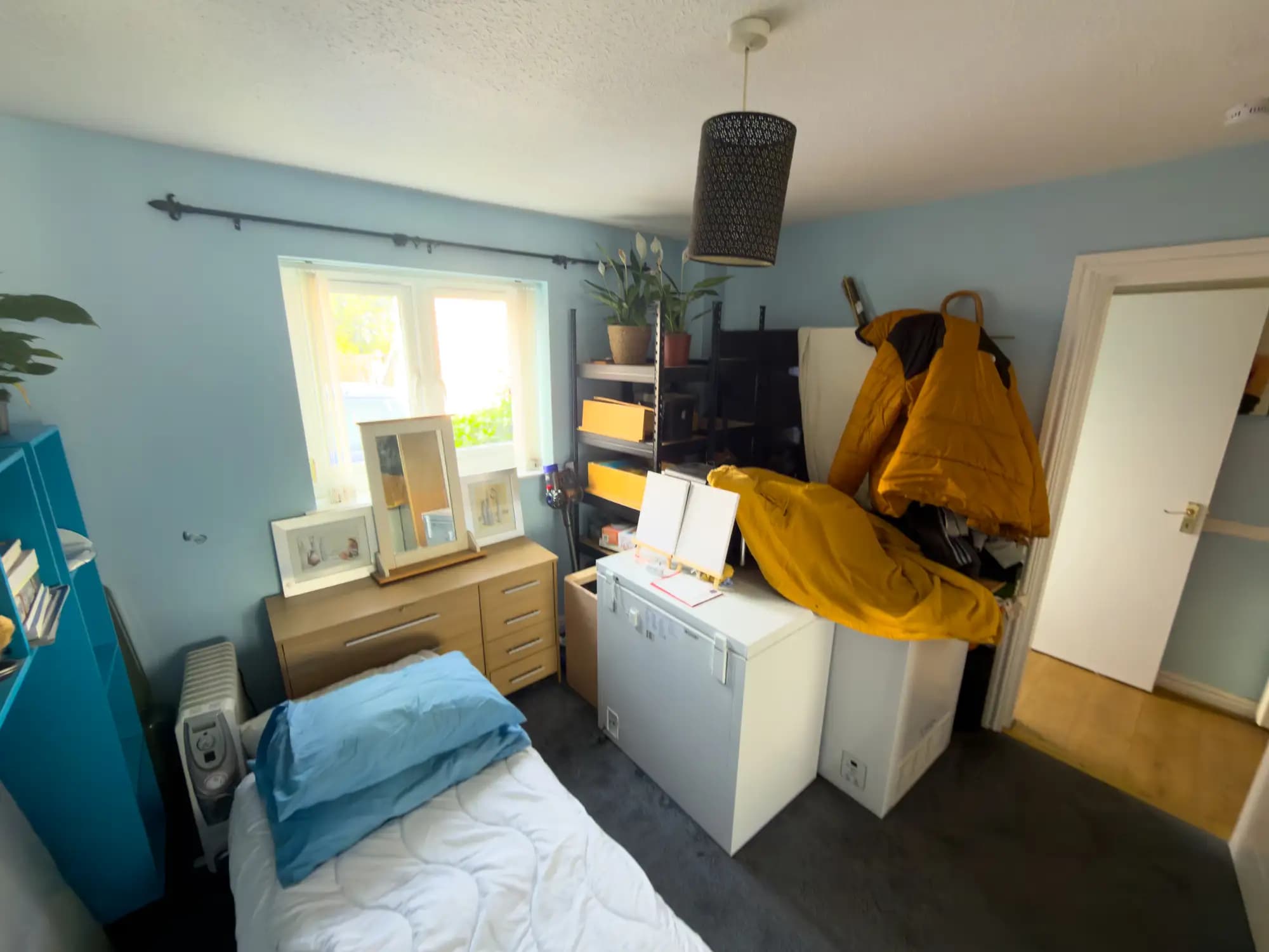 property photo 9 of 16