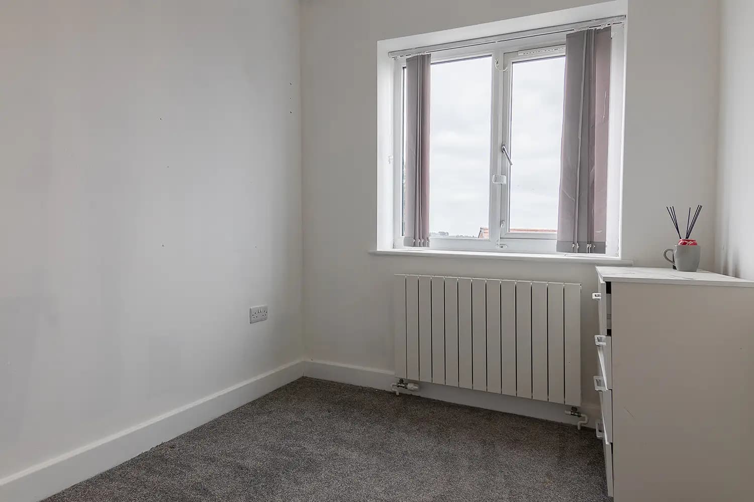 property photo 16 of 31
