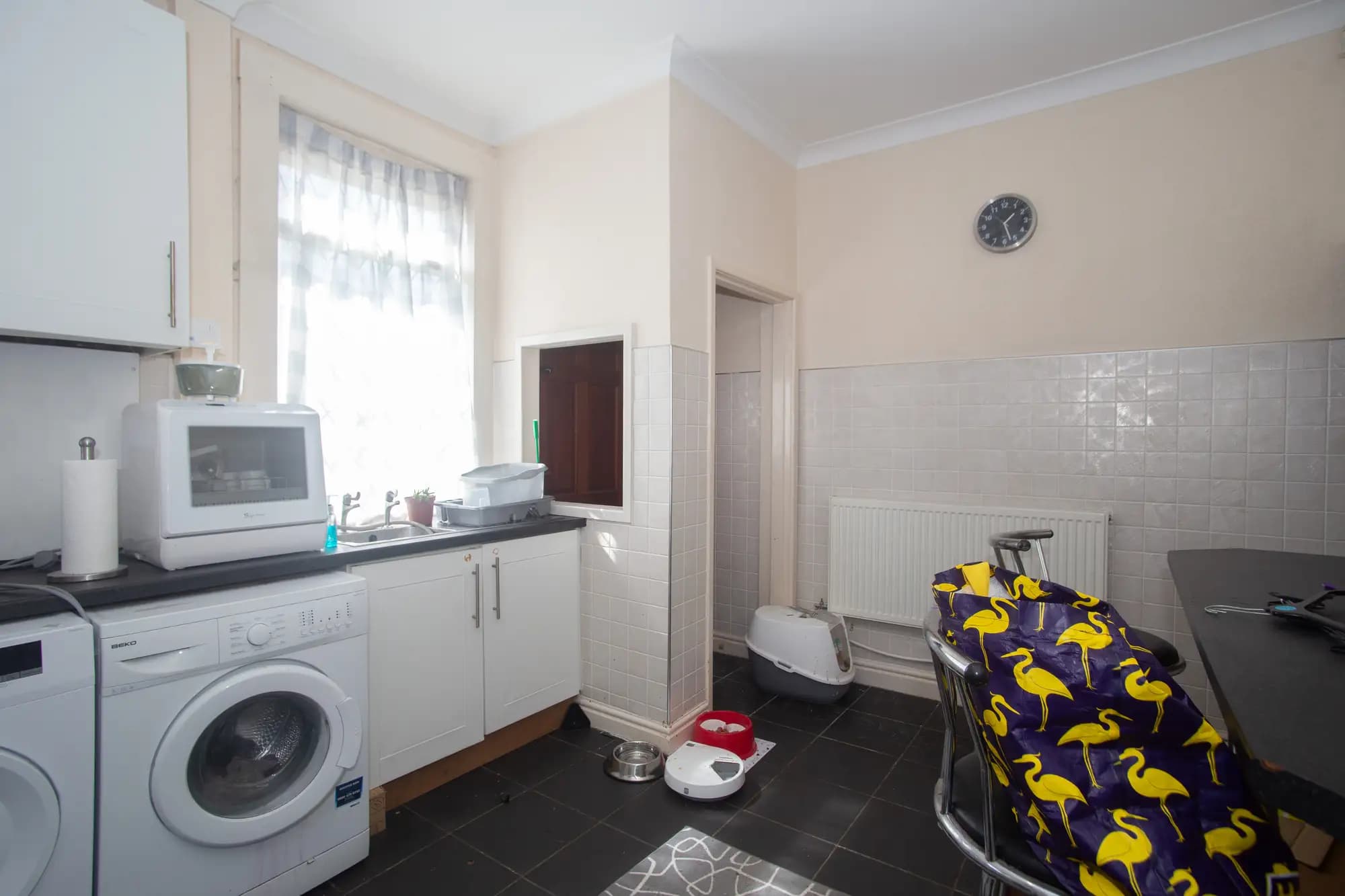 property photo 6 of 19