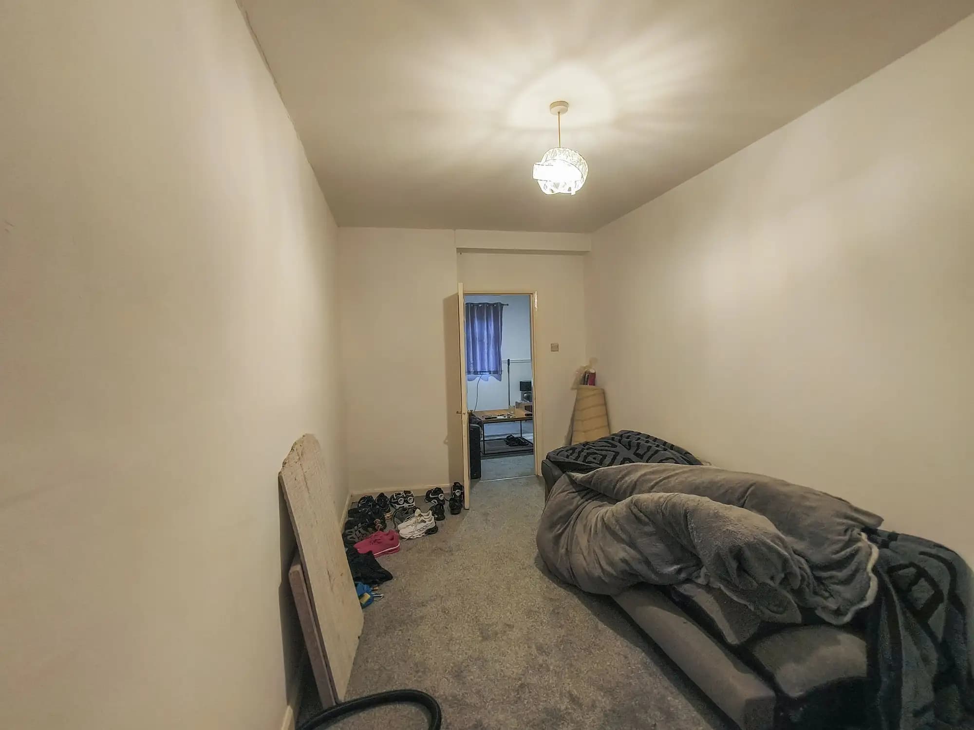 property photo 9 of 13
