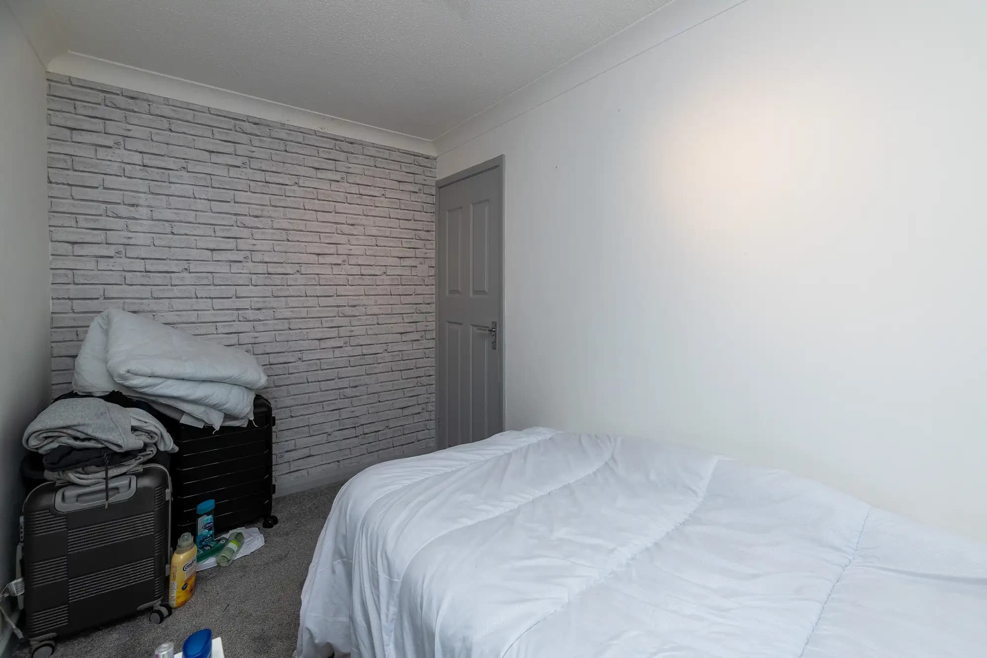 property photo 13 of 21