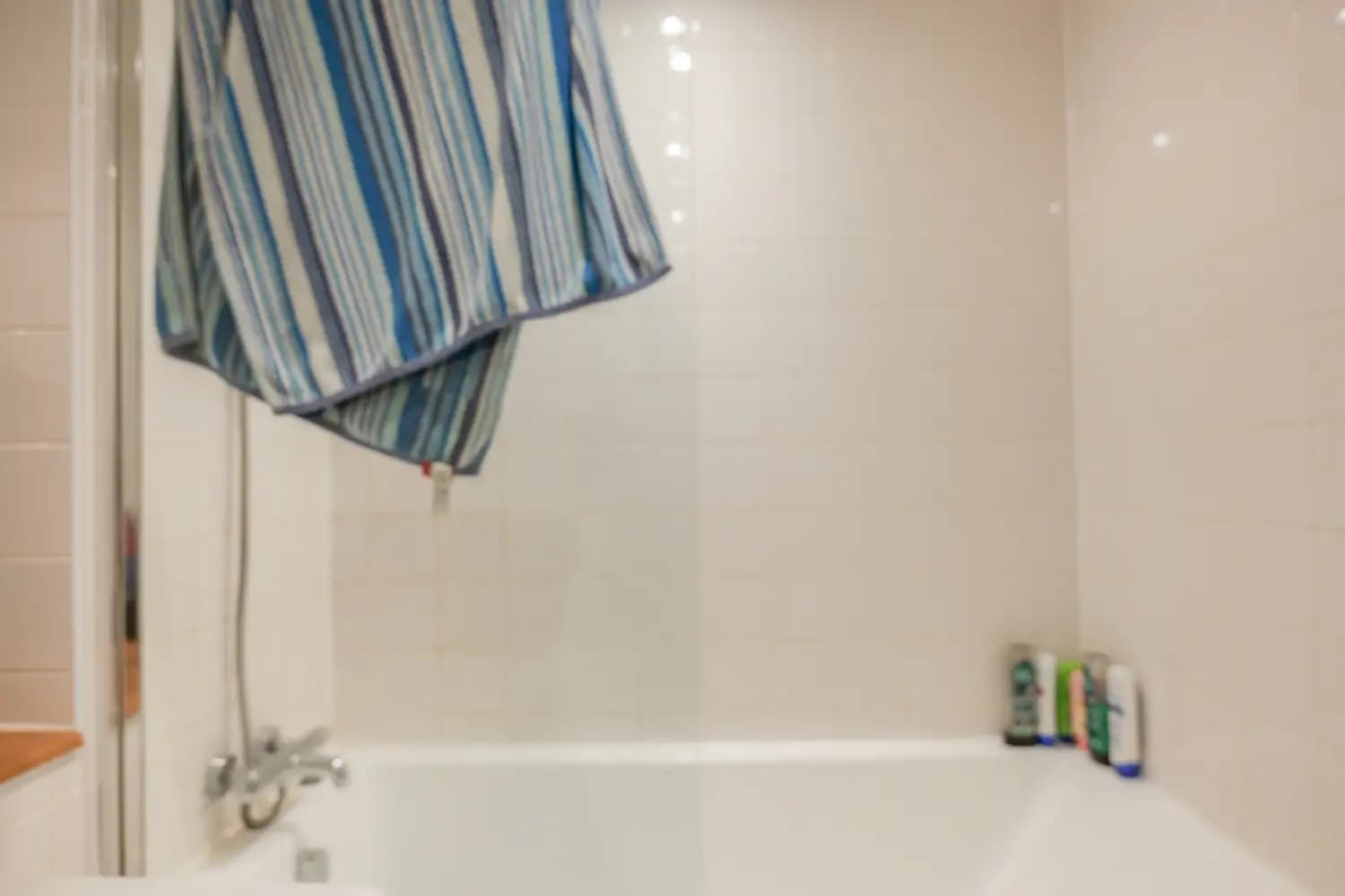 property photo 8 of 19