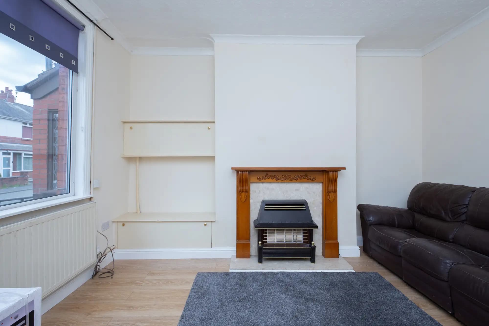 property photo 10 of 34