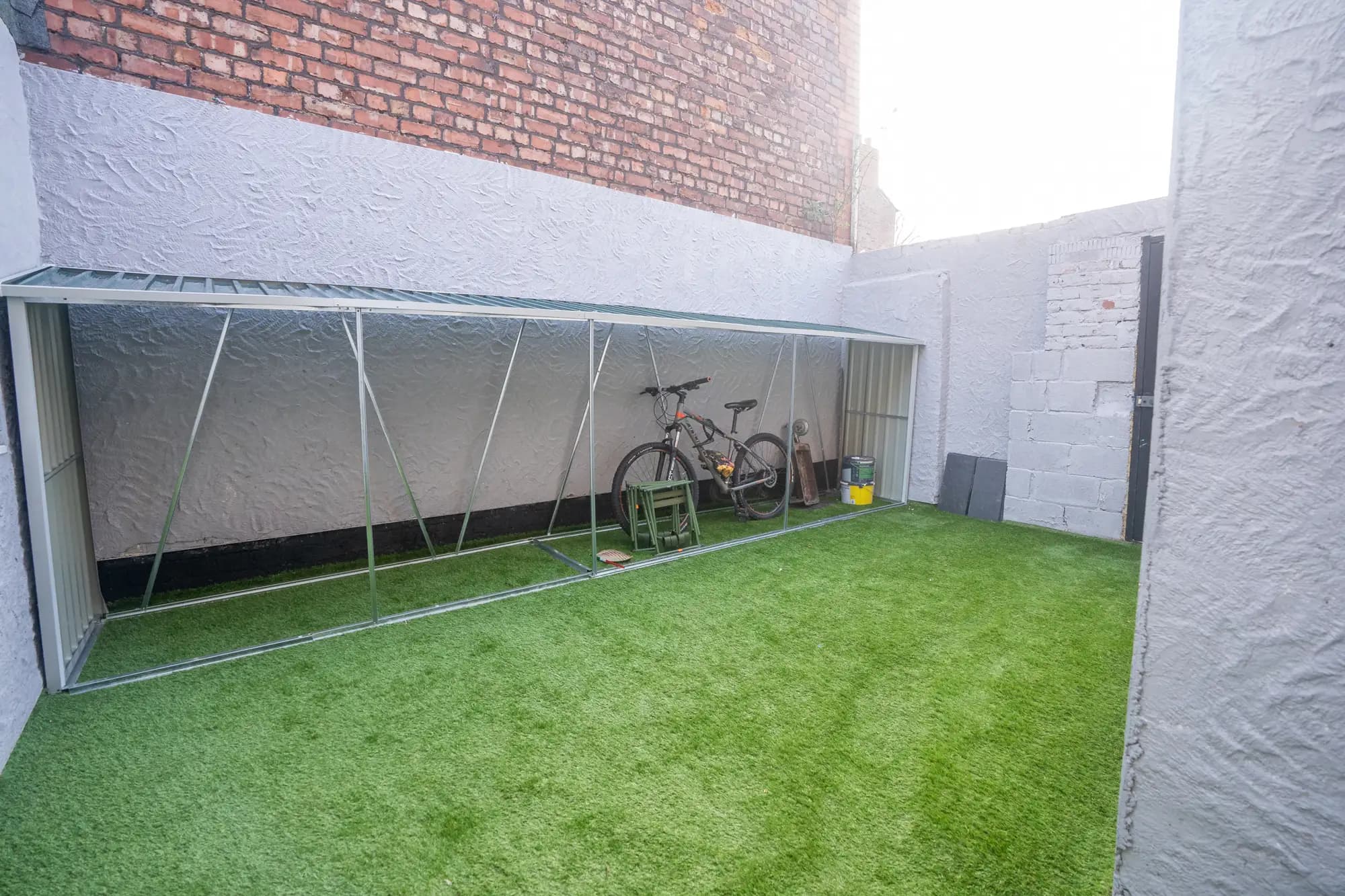 property photo 17 of 20