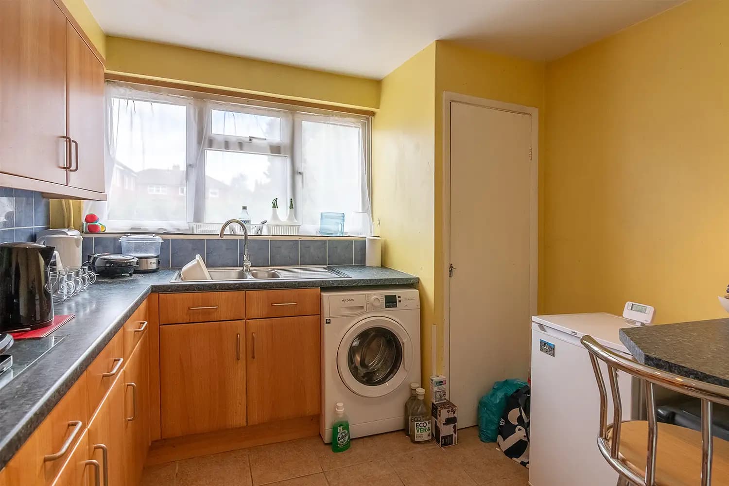 property photo 12 of 34