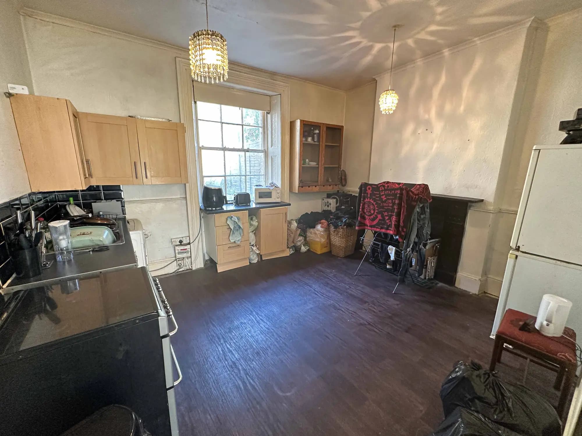 property photo 7 of 16