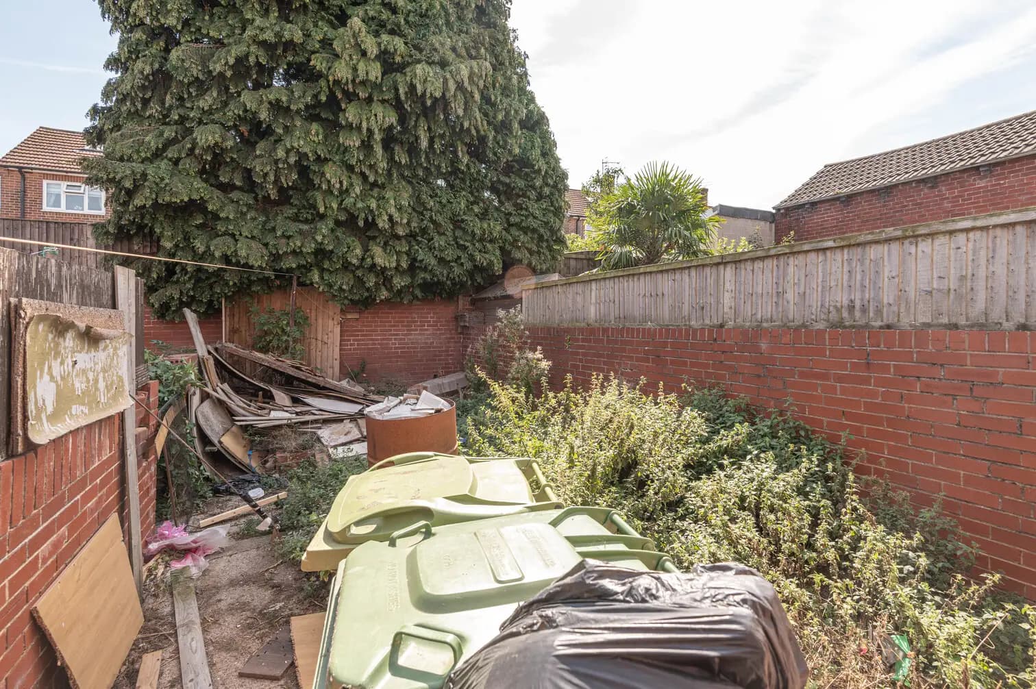 property photo 15 of 16